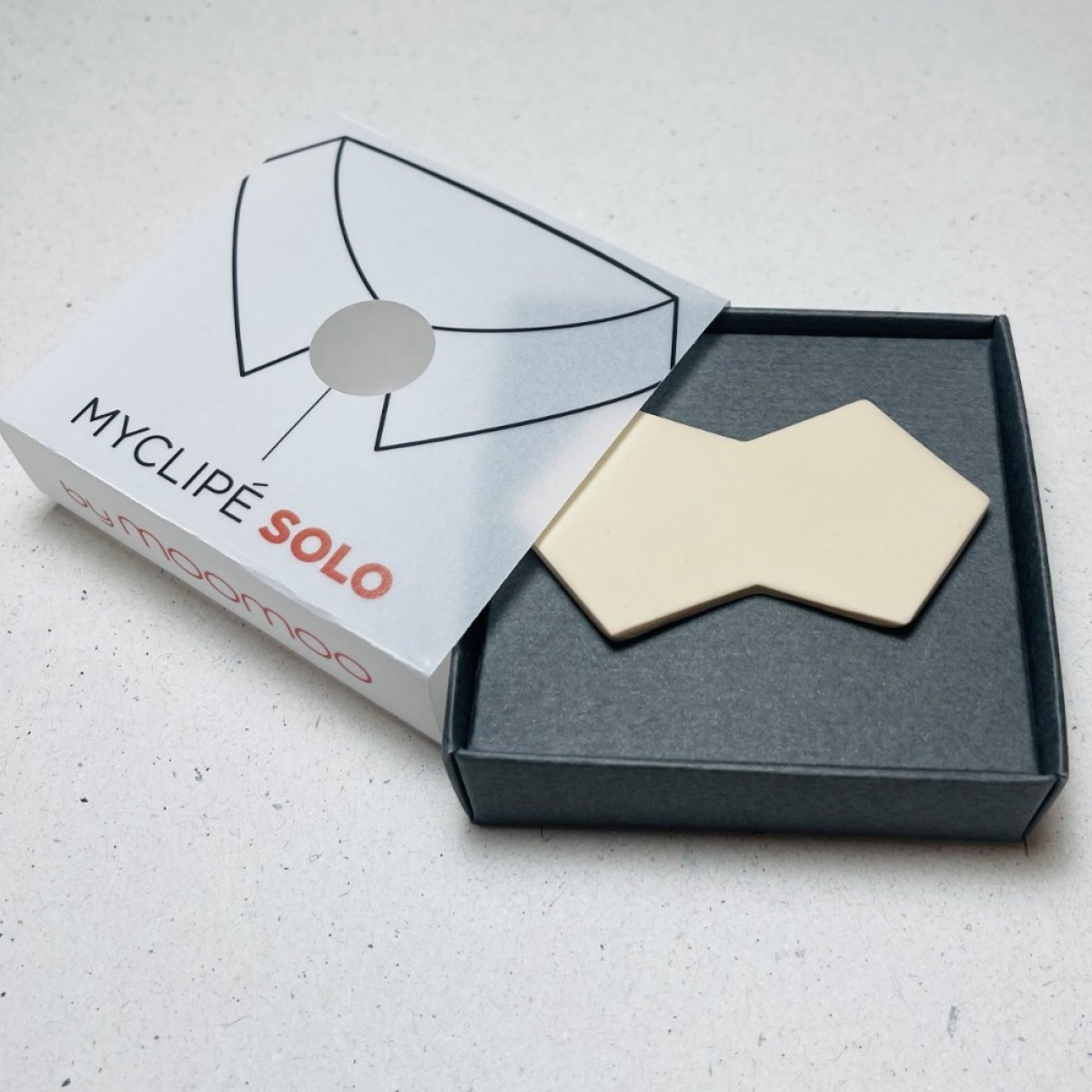 SOLO BOWTIE SAND